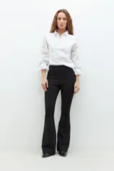 Legging negro de corte Oxford.