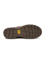 Zapato de cuero marrón marca Caterpillar, con diseño robusto, cordones al tono y suela de goma con relieve para mayor tracción.