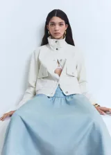 Falda midi celeste de lyocell con diseño evasé y tiro alto.