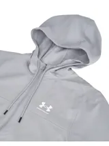 Campera Under Armour tipo cortavientos color gris, con capucha ajustable con cordones, cierre frontal completo y bolsillos laterales con cierre. Incluye forro de malla y puños elásticos.