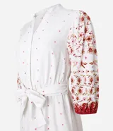 Vestido chemise midi de viscolino con estampado floral, manga abullonada 3/4 y lazo delantero.