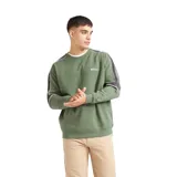Buzo de cuello redondo Quiksilver modelo Saturn, color verde oliva con paneles laterales en gris oscuro y detalles de líneas blancas. Presenta logo bordado en el pecho y puños acanalados.