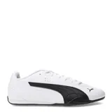 Championes Puma modelo Catch, de diseño urbano en color negro con detalles en blanco. Presentan cierre con cordones, logo de la marca en el lateral y en la puntera, y suela de perfil bajo.
