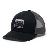 Gorro tipo trucker de Columbia, con frente negro y paneles traseros de malla gris. Presenta un parche frontal con diseño de montañas y logo de la marca.