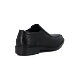 Zapato de vestir negro de cuero, con elástico en los laterales.