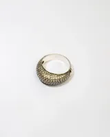 Anillo de plata 925 con dublé de oro y zirconias blancas.