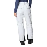 Pantalón de esquí Columbia modelo Bugaboo II, color blanco con refuerzos negros en la parte inferior. Cuenta con tecnología impermeable y transpirable, aislamiento térmico reflectante, cintura ajustable, bolsillos con cierre y polainas internas.