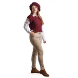 Pantalón de vestir azul marino, de corte recto, con bolsillos laterales y traseros. Se ajusta a la cintura con cinturón de cuero marrón.