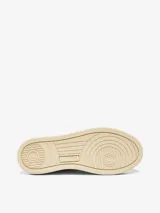 Zapatillas urbanas Autry Medalist con plataforma, de cuero blanco y detalles plateados.