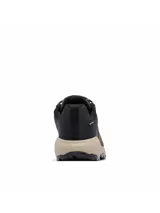 Championes de trekking Columbia modelo Newton Ridge, con diseño impermeable en color marrón y negro, suela de goma con relieve y entresuela beige.