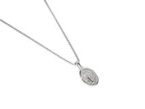 Collar de acero inoxidable con cadena de eslabones tipo veneciana y dije ovalado con la imagen de la Medalla Milagrosa.