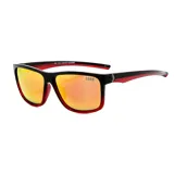 Lentes de sol Cabo modelo Pichilemu con armazón rectangular de plástico reciclado en color negro y rojo, y cristales polarizados con espejo en tonos rojizos y naranjas.