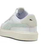 Championes Puma Lajla T-toe para mujer, color blanco con detalles en celeste.