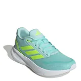 Championes de running Adidas modelo Runfalcon 5, con tecnología Cloudfoam en la entresuela para mayor amortiguación. Presentan un diseño en color verde agua con detalles en amarillo neón en los laterales y logo de la marca.