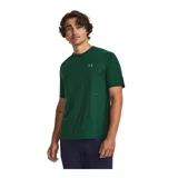 Remera deportiva Under Armour de manga corta, color verde jaspeado, con cuello redondo y logo de la marca estampado en el pecho. Presenta un diseño ligero y transpirable ideal para entrenamiento.