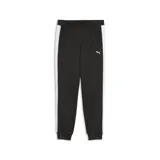 Pantalón deportivo Puma modelo ESS T7, color negro con franjas laterales blancas y logo de la marca bordado en el muslo. Presenta puños elásticos en los tobillos y bolsillos laterales.