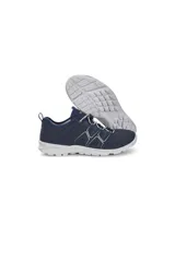 Zapatilla deportiva/trekking Ecco Terracruise, color azul marino con detalles en blanco. Presenta capellada de malla transpirable con refuerzos sintéticos y sistema de ajuste rápido con cordones elásticos y tope. Suela blanca robusta.