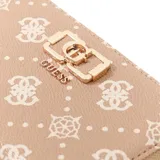 Billetera compacta Guess modelo Emelie, color marrón con estampado de logo y monograma en blanco. Presenta cierre perimetral, herrajes metálicos dorados y placa frontal con logo de la marca.