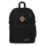 Mochila Jansport modelo Main Campus, color negro, con compartimento principal, bolsillo frontal con organizador, bolsillo lateral de malla para botella y parche de cuero marrón con dos líneas verticales.