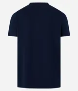 Remera básica de corte regular para hombre, color verde militar, con mangas cortas y cuello redondo.