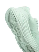 Championes de running Umbro Emma para mujer, de color azul marino con detalles en rosado, amarillo y suela blanca.