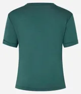 Blusa básica de cuello redondo y manga corta con detalle de dobladillo plegado. Confeccionada en tejido de viscosa con spandex, ofrece un ajuste cómodo y versátil.