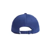 Gorro tipo gorra Adidas color azul con el logotipo del trifolio y el nombre de la marca bordados en color blanco en la parte frontal.