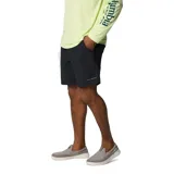 Short de secado rápido Columbia, diseñado para actividades acuáticas y pesca. Presenta cintura elástica con cordón ajustable, bolsillos laterales de malla y un bolsillo trasero con cierre. Incluye calzoncillo interior de malla para mayor comodidad y protección solar UPF 50.