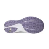 Championes de running Puma Skyrocket Lite 2, color negro con detalles en blanco. Presentan una parte superior de malla transpirable, cierre con cordones y una entresuela de espuma ligera para mayor amortiguación.
