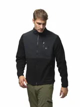 Campera de polar negro con paneles de nylon en el pecho, cuello alto, cierre frontal completo, bolsillo con cierre en el pecho y bolsillos laterales con cierre.