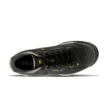 Championes Fila modelo Forehand Clay, color negro con detalles en gris oscuro y amarillo neón. Diseñados para tenis, cuentan con una estructura resistente y suela con patrón de tracción para canchas de polvo de ladrillo.