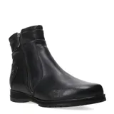 Botas de caña media Bottero modelo Malasia, confeccionadas en cuero negro con textura granulada. Presentan cierre lateral metálico y suela de goma con relieve.