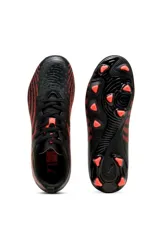 Zapatos de fútbol Puma modelo Future 9 Play, color negro con detalles en rojo, diseñados con capellada texturizada y tapones para césped firme.
