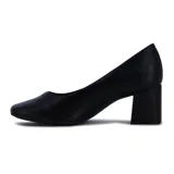 Zapato de tacón cuadrado Ramarim, color negro, con capellada lisa y forro interno.