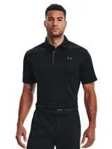 Remera tipo polo de manga corta, color negro, con cuello clásico y cierre de dos botones. Presenta el logo de la marca en el pecho y un diseño de tejido técnico ligero y transpirable.