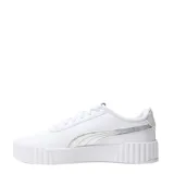 Championes Puma modelo Carina 3.0, de diseño urbano con plataforma. Presentan un acabado en color blanco con detalles metalizados en el logo lateral y la lengüeta.