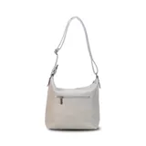 Bandolera color bordó de símil cuero con dos bolsillos frontales con cierre, un bolsillo trasero y tres bolsillos internos. Incluye correa larga regulable a tono.