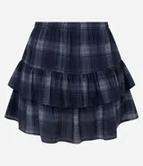 Short pollera de tiro medio con estampado de cuadros escoceses en tonos azul y gris. Presenta diseño de volados sobrepuestos y cintura con lazo ajustable.