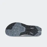 Championes de trail running Altra Superior 7, color gris oscuro con detalles en blanco.