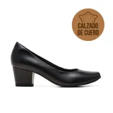Zapato de taco bajo Usaflex modelo Stella, color negro, confeccionado en cuero con diseño clásico y elegante.