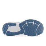 Championes de running New Balance EVOZ V2, color naranja con detalles en amarillo y celeste.