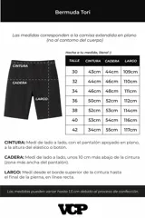 Bermuda cargo de jean con bolsillos laterales XL y efecto de lavado gastado. Presenta un corte cómodo y resistente, ideal para uso diario.