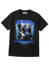 Remera negra de manga corta con estampado de Neo Pistea y la frase "Lealtad y Familia".