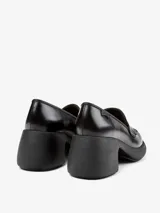 Mocasines negros de cuero con tacón bloque y suela XL Extralight.