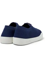Championes Camper modelo Touring, color azul marino, confeccionados en tejido de punto con suela blanca de goma con textura.