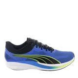 Championes deportivos Puma modelo Redeem Profoam, color negro con detalles en blanco. Presentan una parte superior de malla transpirable, cierre con cordones y suela con tecnología Profoam para mayor amortiguación.