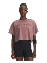 Remera corta de entrenamiento Project Rock para mujer, color borgoña con logo estampado en el frente.