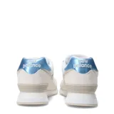 Championes urbanos New Balance modelo 574, color gris claro, confeccionados en gamuza y malla, con logo N característico en los laterales y entresuela ENCAP.