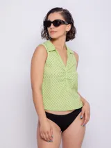 Bottom de bikini tipo colaless, color negro.