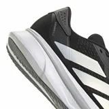 Championes de running Adidas Duramo Sl 2 W para mujer, de color negro con las tres tiras características en tono plateado y entresuela blanca. Confeccionados con exterior de malla técnica transpirable y suela de gran amortiguación.